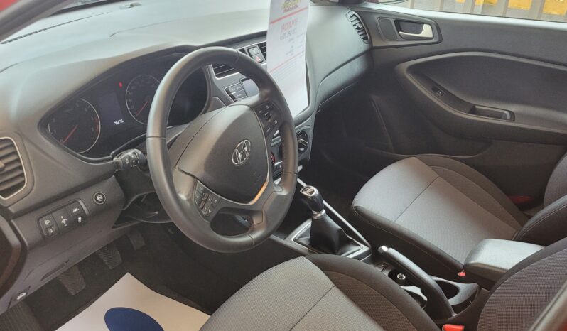 
								HYUNDAI I 20 75 cv GPL pieno									